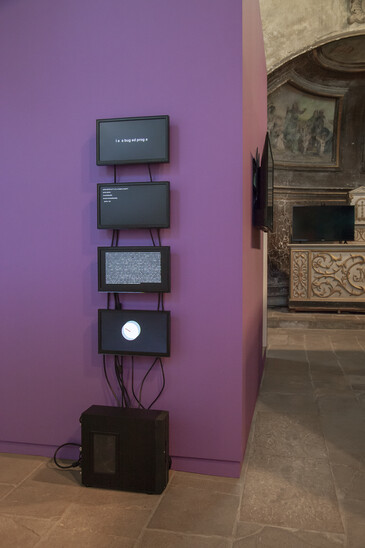 Screenshot of the artwork In Realities
View of the In Realities installation in exhibition context