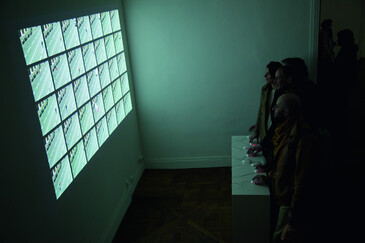 Screenshot of the artwork All Together
View of the All Together installation in exhibition context